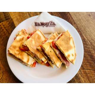 MIXTO TRICOLOR EN PAN ARABE